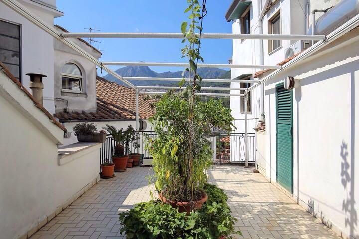 Bb Al Centro Di Vietri Daire Dış mekan fotoğraf