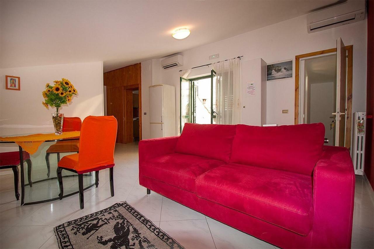 Bb Al Centro Di Vietri Daire Dış mekan fotoğraf